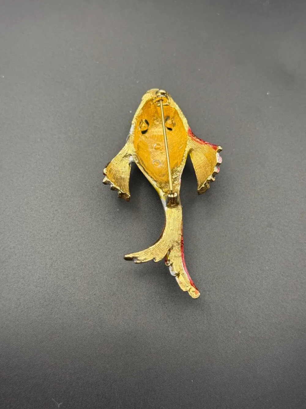 Vintage Unsigned Enamel koi Fish Brooch Pin Rhinestone Gold Tone Colorful